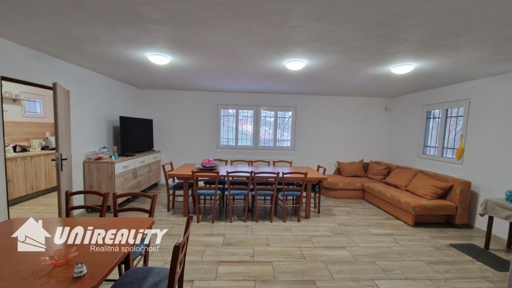 DUCHONKA – PEKNÁ veľká CHATA / TERASA / garáž / 6 – izieb