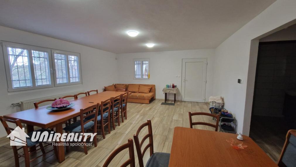 DUCHONKA – PEKNÁ veľká CHATA / TERASA / garáž / 6 – izieb