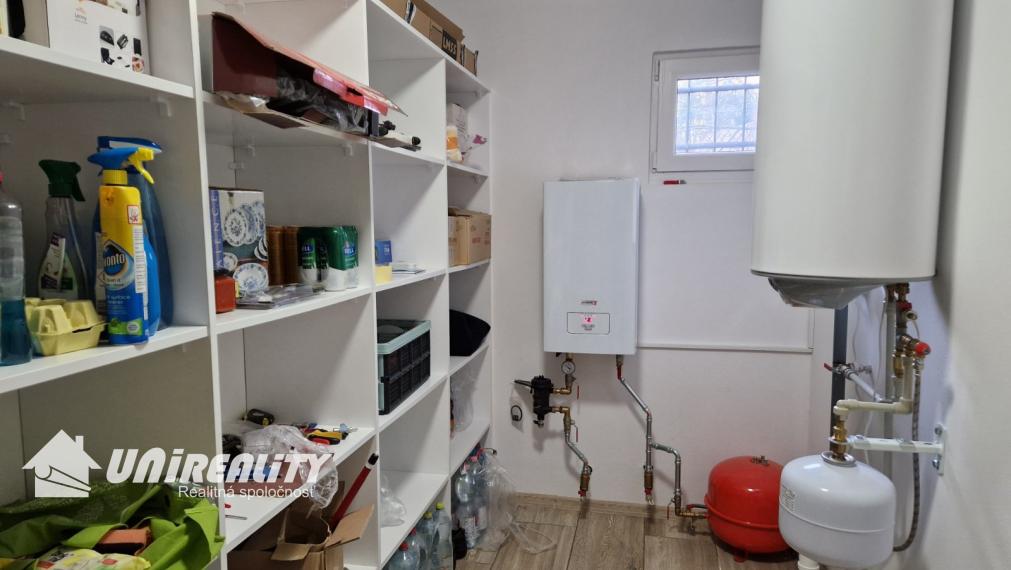 DUCHONKA – PEKNÁ veľká CHATA / TERASA / garáž / 6 – izieb