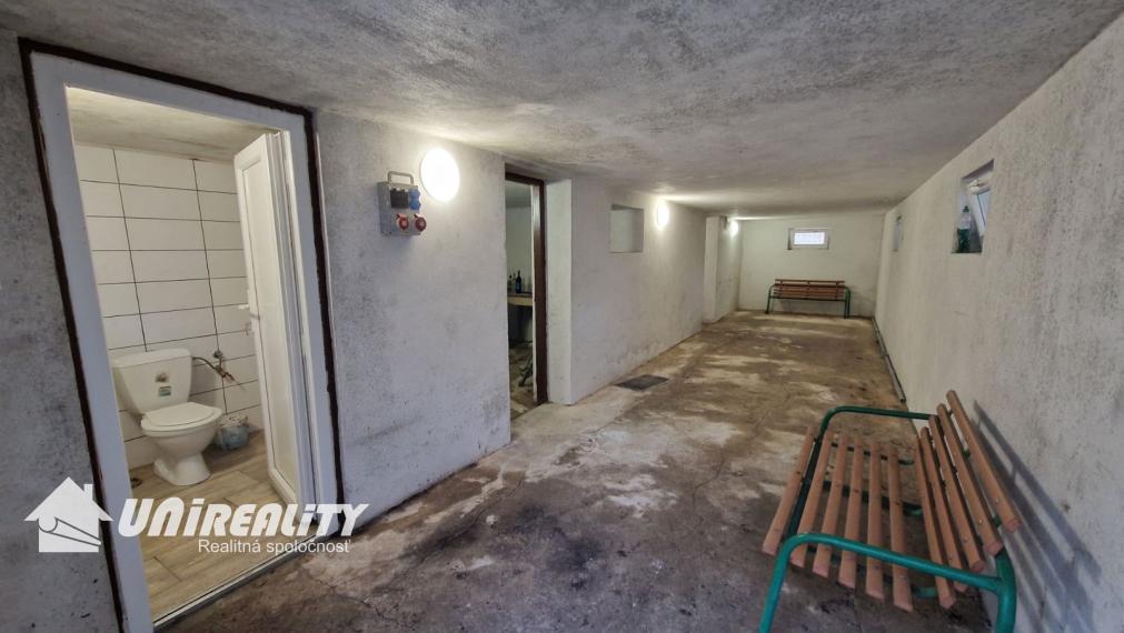 DUCHONKA – PEKNÁ veľká CHATA / TERASA / garáž / 6 – izieb