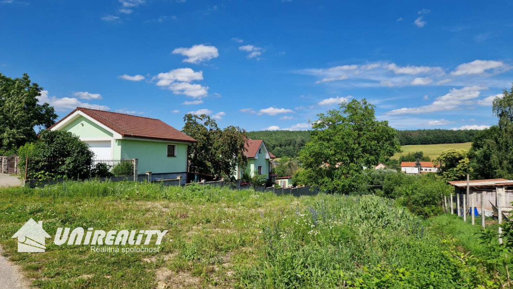 NEMEČKY– stavebný pozemok 2.822 m2/ možné rozdeliť na 2 poz.