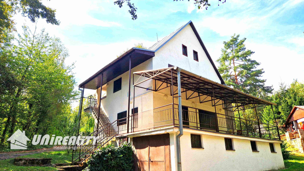 DUCHONKA – CHATA s terasou a garážou / 2 – bytové jednotky