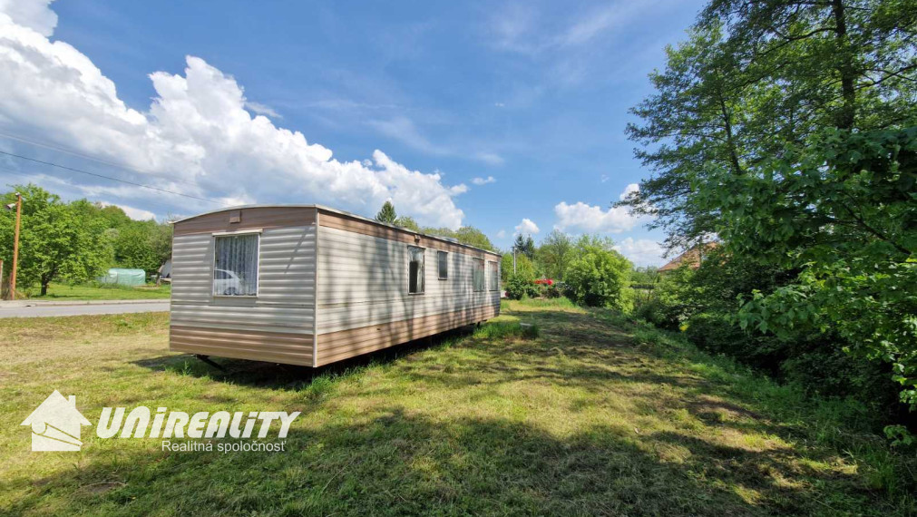 HORNÉ DRŽKOVCE  – MOBILNÝ DOM s pozemkom pri potoku 790 m2