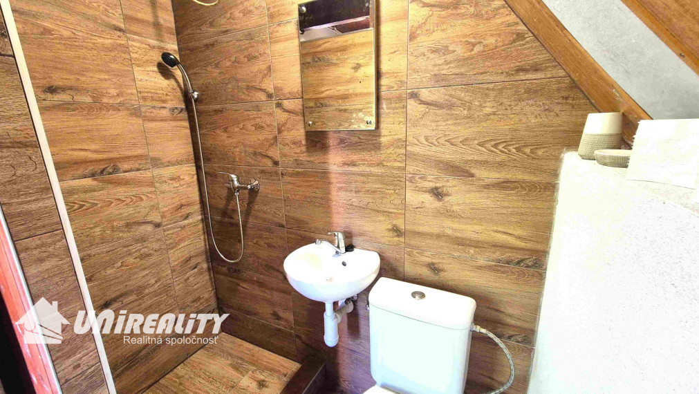 DUCHONKA – pohodová CHATA s terasou