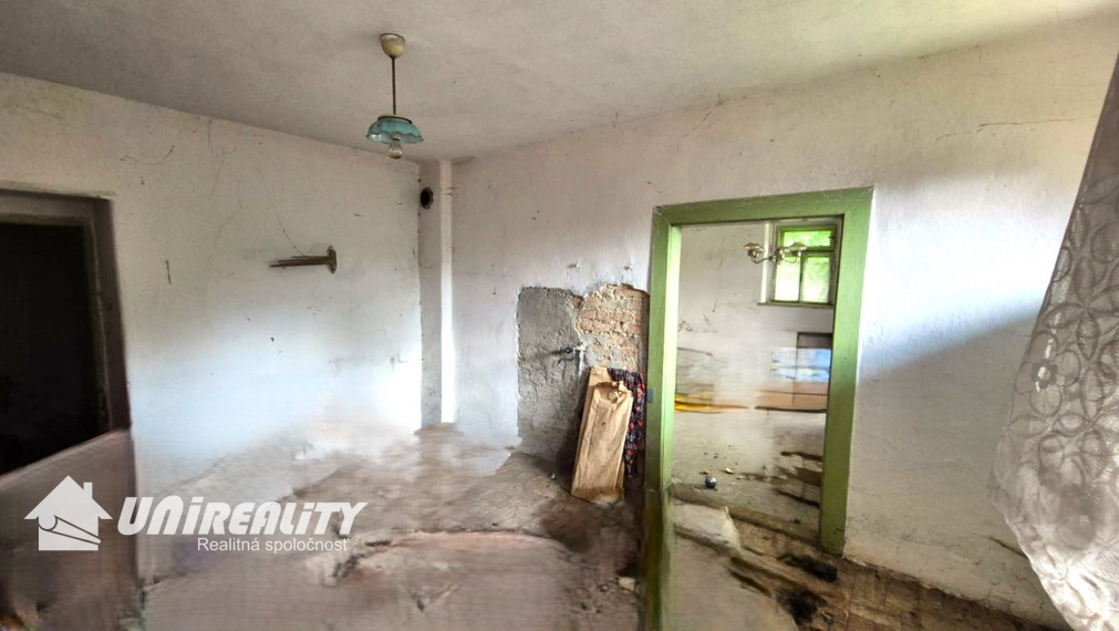 KŠINNÁ – 2 – izbový starší domček / pozemok 535 m2