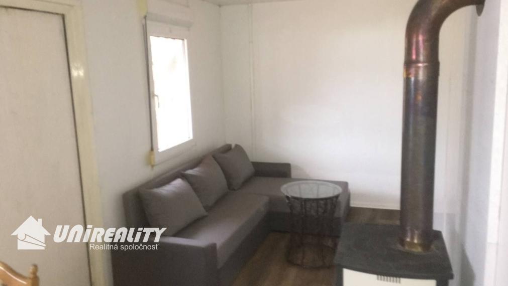 ČIERNA LEHOTA / Rekreačná chata / Tiché prostredie / 192 m2