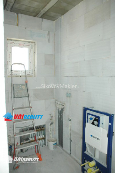 MALÉ KRŠTEŇANY - Novostavba RD s garážou