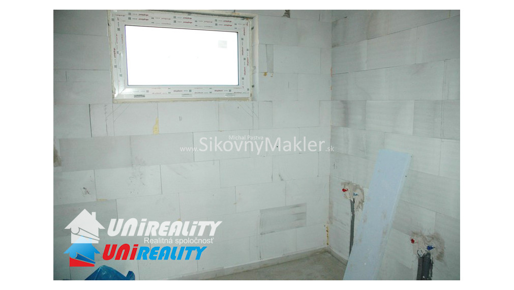 MALÉ KRŠTEŇANY - Novostavba RD s garážou