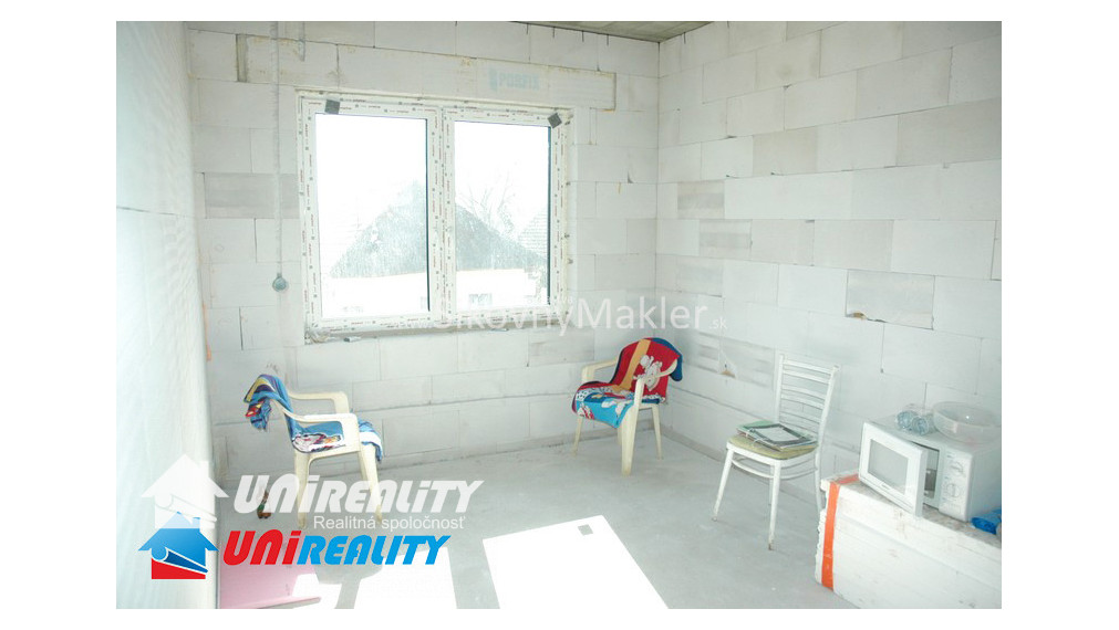 MALÉ KRŠTEŇANY - Novostavba RD s garážou