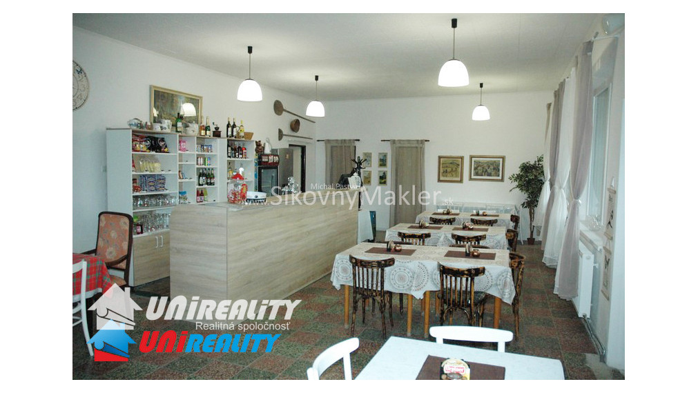 BISKUPICE- Zabehnuté pohostinstvo a byt so samostatným vchodom / pozemok 822 m2