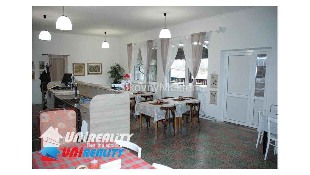 BISKUPICE- Zabehnuté pohostinstvo a byt so samostatným vchodom / pozemok 822 m2