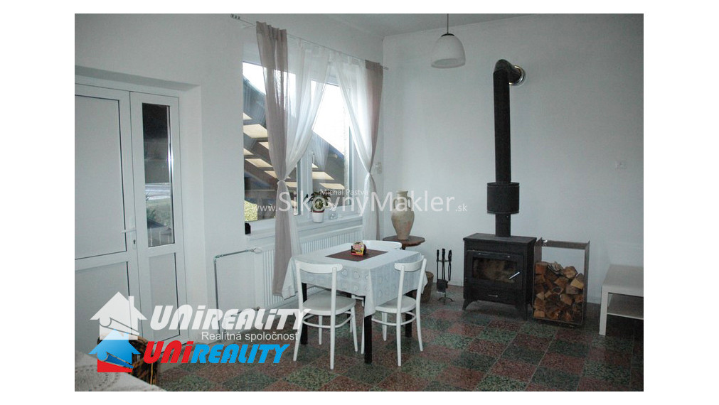 BISKUPICE- Zabehnuté pohostinstvo a byt so samostatným vchodom / pozemok 822 m2