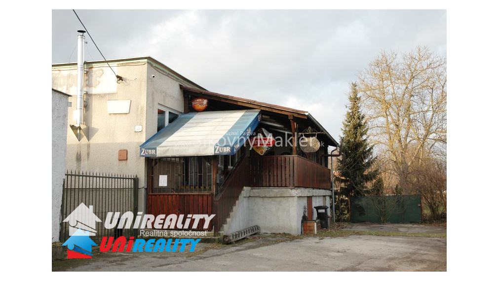 BISKUPICE- Zabehnuté pohostinstvo a byt so samostatným vchodom / pozemok 822 m2