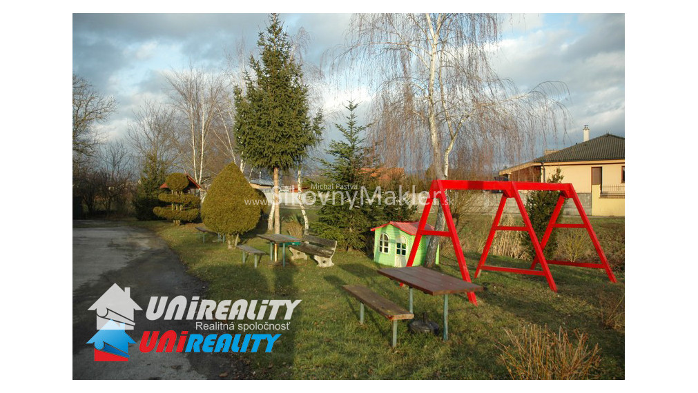 BISKUPICE- Zabehnuté pohostinstvo a byt so samostatným vchodom / pozemok 822 m2