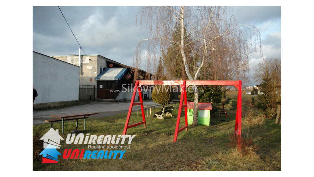 BISKUPICE- Zabehnuté pohostinstvo a byt so samostatným vchodom / pozemok 822 m2