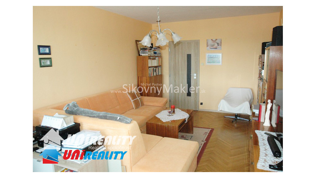 BÁNOVCE NAD BEBRAVOU - 3 izbový byt / SEVER / rekonštrukcia