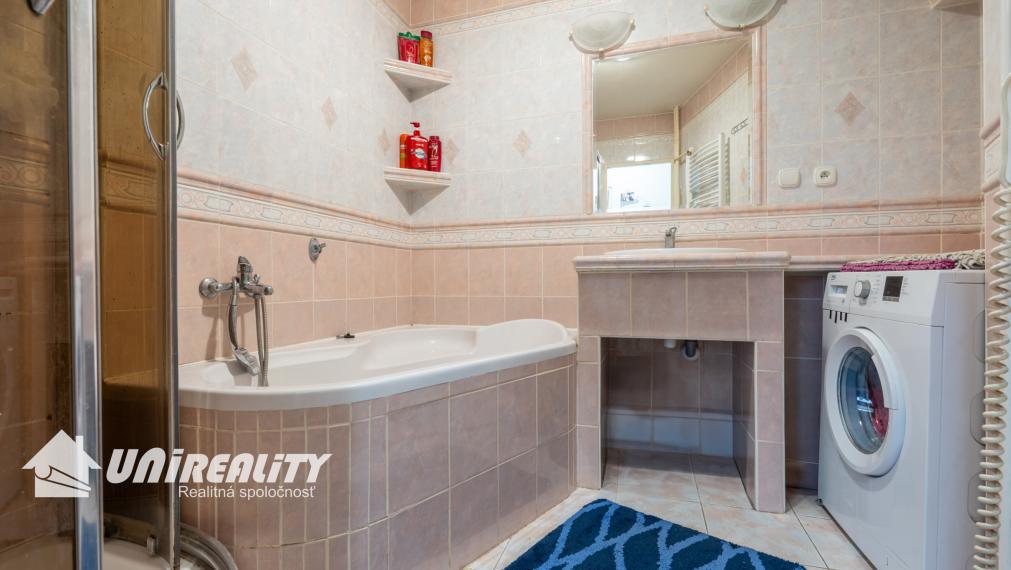 NEWDAY | NA PREDAJ 3-izbový byt | Ul. Kpt. Nálepku, Sihoť - Trenčín | 68 m2