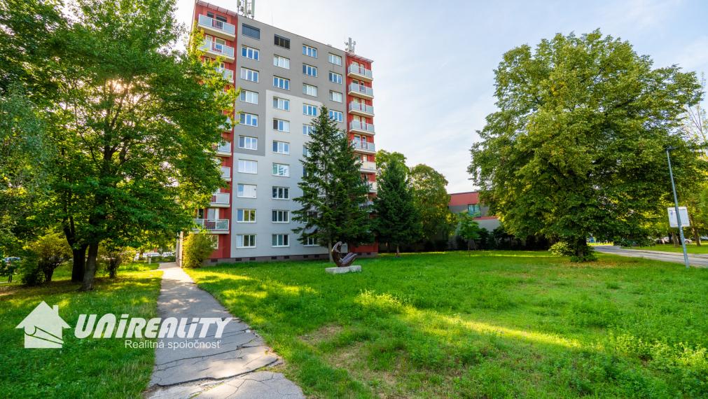 NEWDAY | NA PREDAJ 3-izbový byt | Ul. Kpt. Nálepku, Sihoť - Trenčín | 68 m2