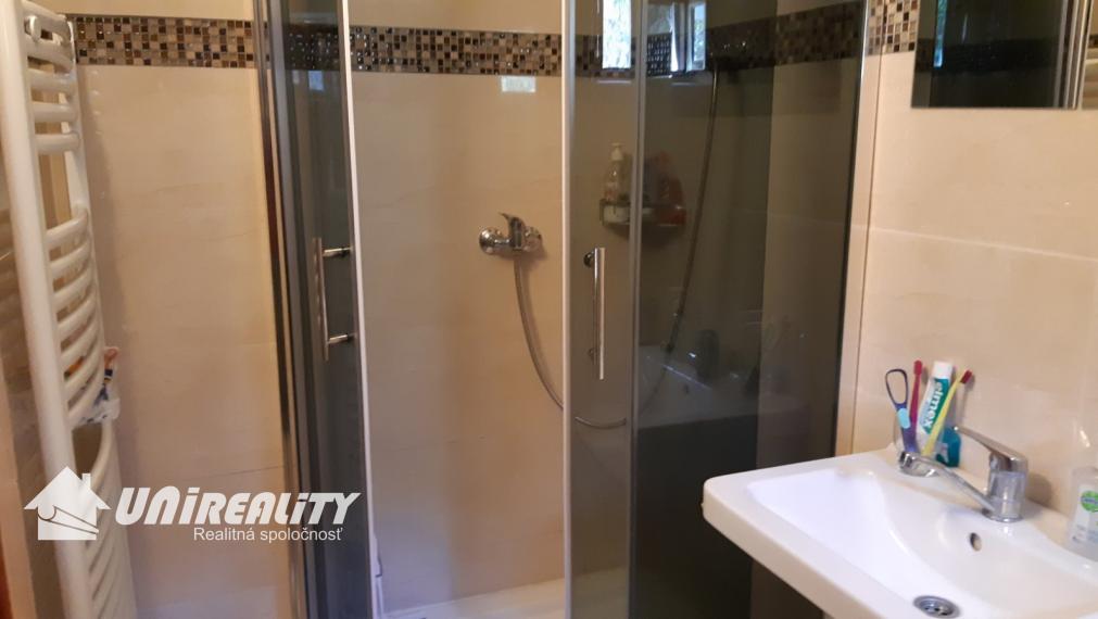 DUCHONKA – príjemná celoročná CHATA v TICHOM prostredí s TERASOU a ústredným kúrením