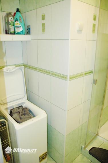 PRENÁJOM- BÁNOVCE n/B. - 3i byt /STRED/zariadenie/74 m2