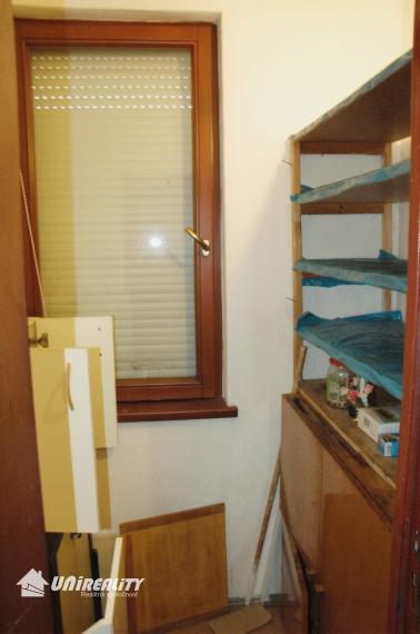 PRENÁJOM- BÁNOVCE n/B. - 3i byt /STRED/zariadenie/74 m2