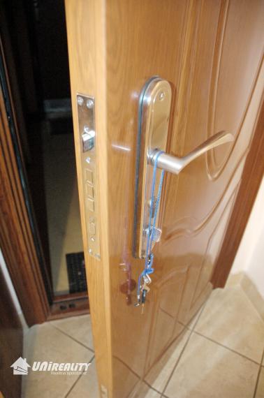 BÁNOVCE NAD BEBRAVOU - 3 izbový byt / Cyrila a Metoda / rekonštrukcia / 63 m2 / IBA U NÁS