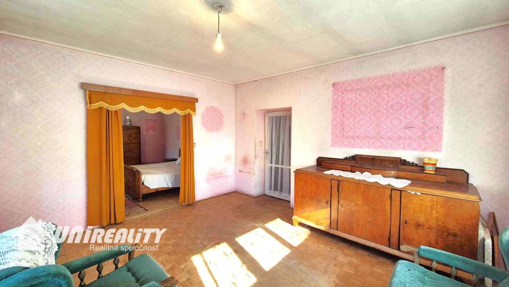 BÁNOVCE nad BEBRAVOU – 4 –izb. dom / lokalita KANADA / IHNEĎ voľný / pozemok 690 m2