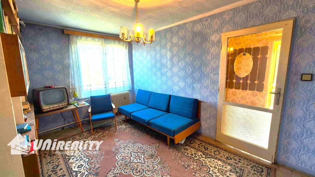 BÁNOVCE nad BEBRAVOU – 4 –izb. dom / lokalita KANADA / IHNEĎ voľný / pozemok 690 m2