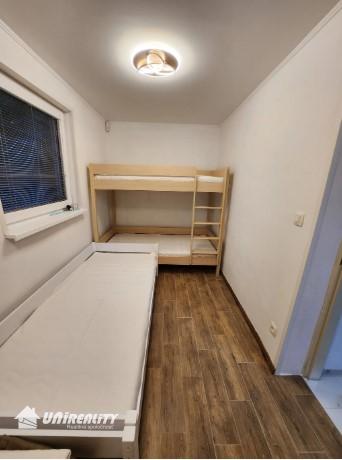 DUCHONKA – exkluzívne pekná celoročná CHATA s VÍRIVKOU / 3 – izby + 2 spoločenské miestnosti / TERASA / pekný pozemok