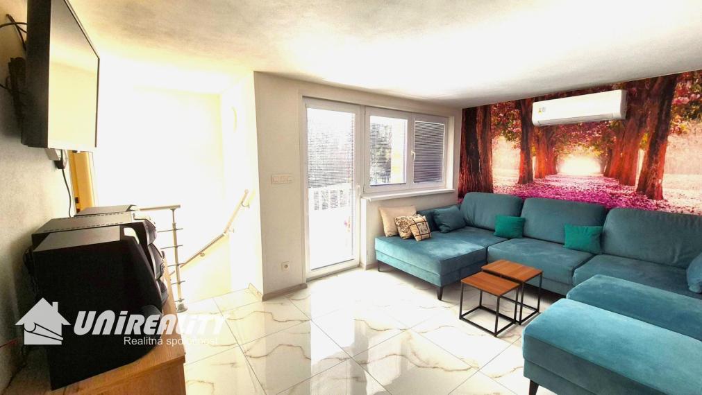 DUCHONKA – pekná celoročná CHATA s VÍRIVKOU / 3 – izby + 2 spoločenské miestnosti / TERASA / pekný pozemok