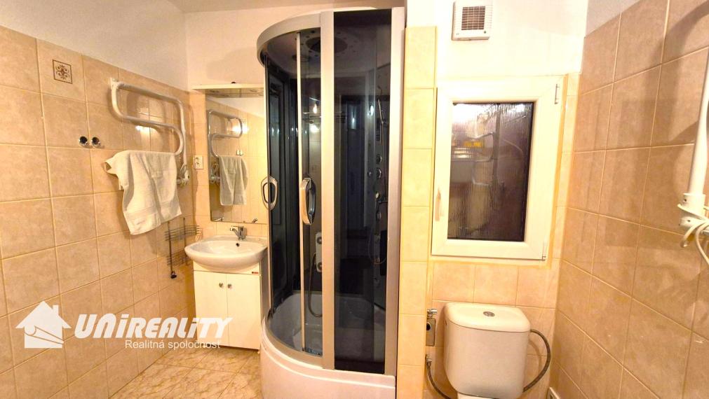 ---REZERVOVANÉ--- TOPOĽČANY – sídl. JUH – 3 – izb. byt / ul. Alexyho / 60 m2 / balkón / IHNEĎ VOĽNÝ