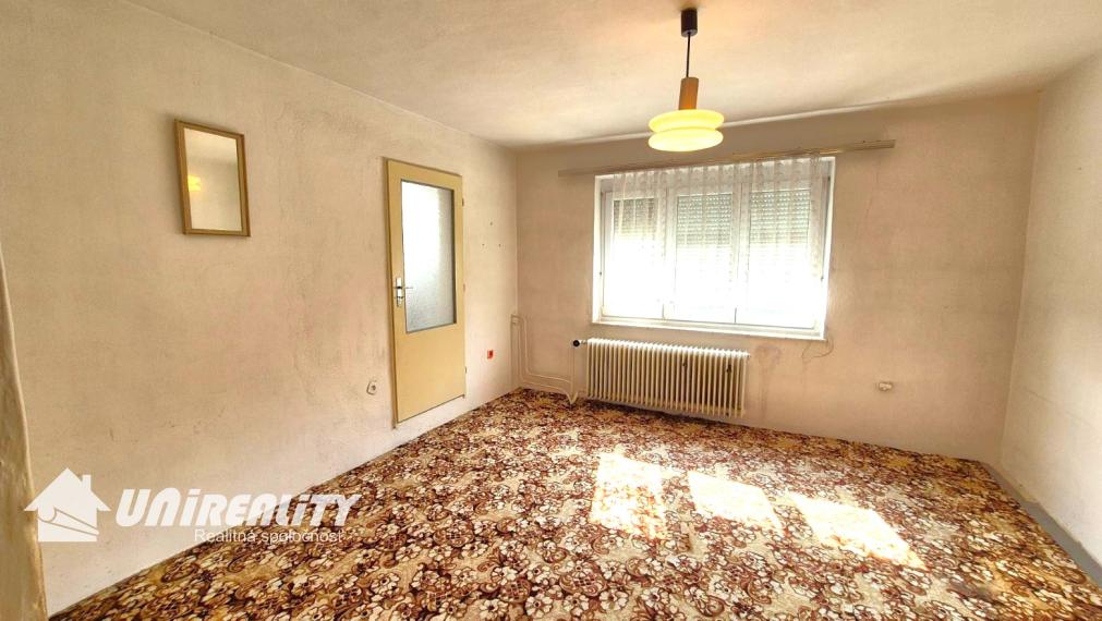 TOPOĽČANY – 7 – izb. dom / lokalita Pod Kalváriou / IHNEĎ voľný / pozemok 1.156 m2 / predaj