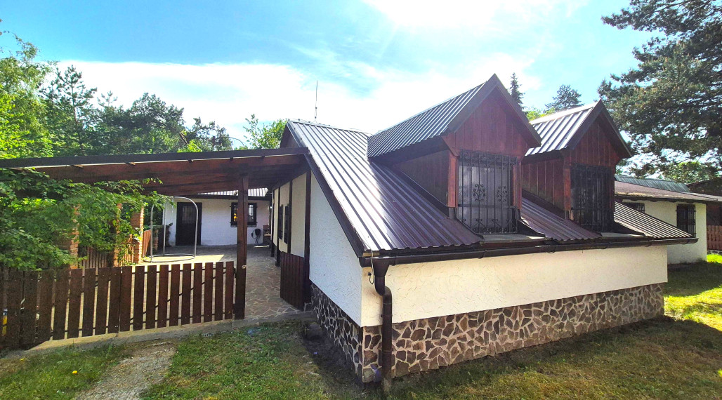 DUCHONKA – 2 perfekt CHATY za cenu 1 / celoročná /2x terasa