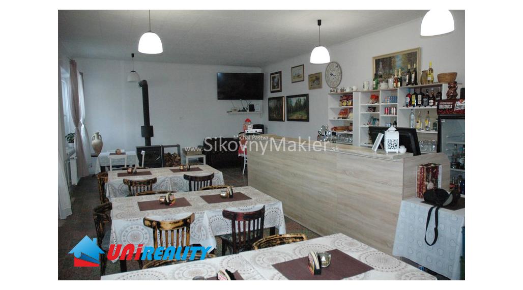 BISKUPICE- Zabehnuté pohostinstvo a byt so samostatným vchodom / pozemok 822 m2