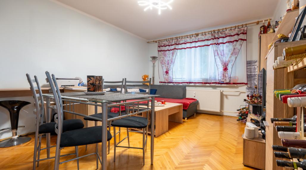 NEWDAY | NA PREDAJ 3-izbový byt | Ul. Kpt. Nálepku, Sihoť - Trenčín | 68 m2