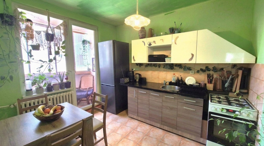 BA – PETRŽALKA – 3 – izb. byt / ul. LIETAVSKÁ / 70 m2 / balkón