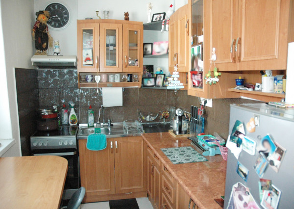 BÁNOVCE NAD BEBRAVOU - 3 izbový byt / Družstevná / rekonštrukcia / 61 m2 / IBA U NÁS