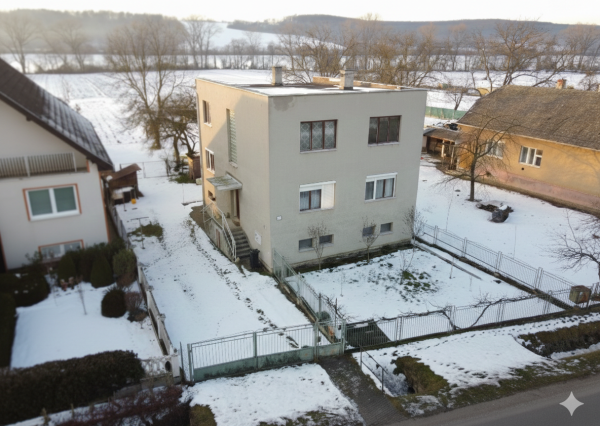 PODLUŽANY - dvojpodlažný rodinný dom / pozemok 1.897 m2