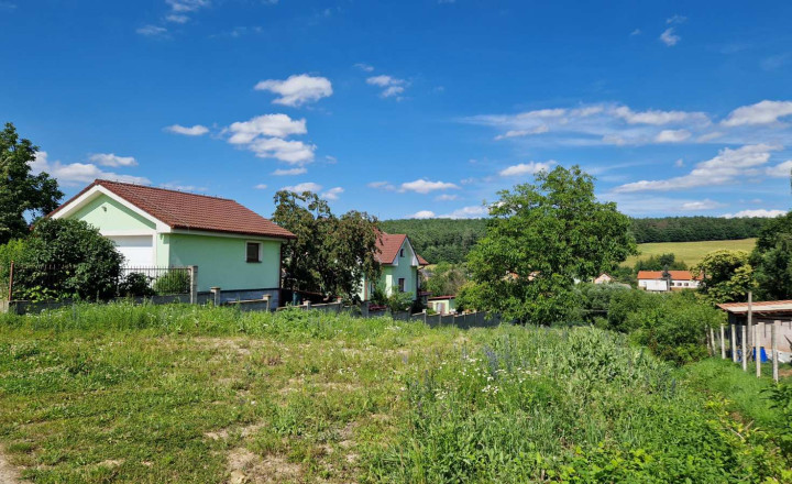 NEMEČKY– stavebný pozemok 2.822 m2/ možné rozdeliť na 2 poz. - fotografia 2