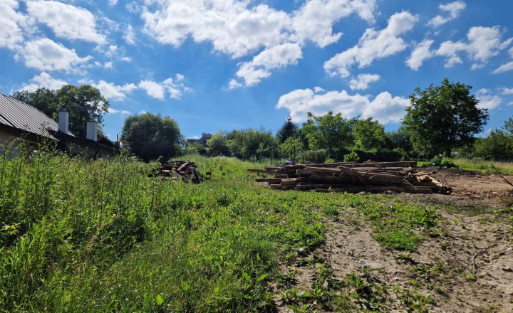 NEMEČKY– stavebný pozemok 2.822 m2/ možné rozdeliť na 2 poz.