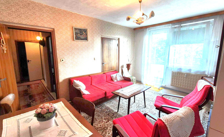 PREDANÉ - BÁNOVCE n. BEBR. – 2 a pol izb. byt / sídl. STRED / ul. Strážovská / 55 m2 / balkón /  IHNEĎ VOĽNÝ - fotografia 4