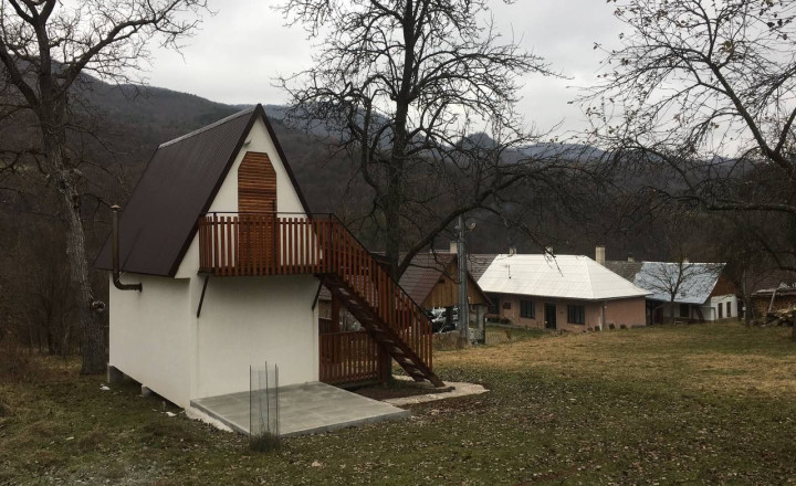 ČIERNA LEHOTA / Rekreačná chata / Tiché prostredie / 192 m2 - fotografia 3