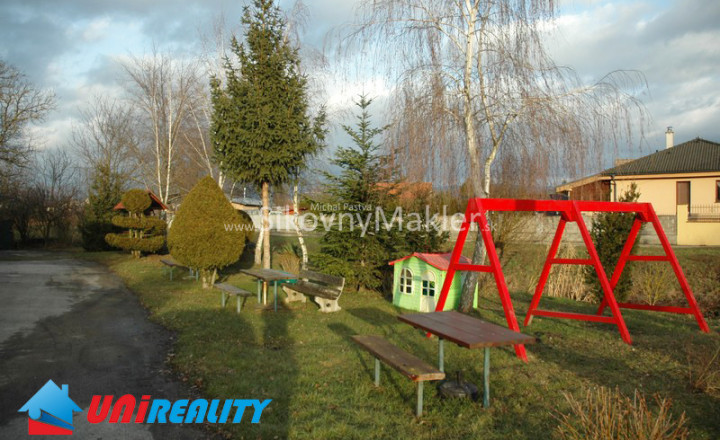 BISKUPICE- Zabehnuté pohostinstvo a byt so samostatným vchodom / pozemok 822 m2 - fotografia 14