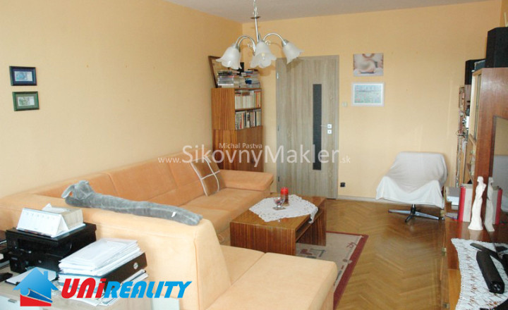 BÁNOVCE NAD BEBRAVOU - 3 izbový byt / SEVER / rekonštrukcia - fotografia 5