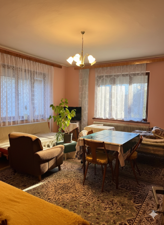 PODLUŽANY - dvojpodlažný rodinný dom / pozemok 1.897 m2 - fotografia 5