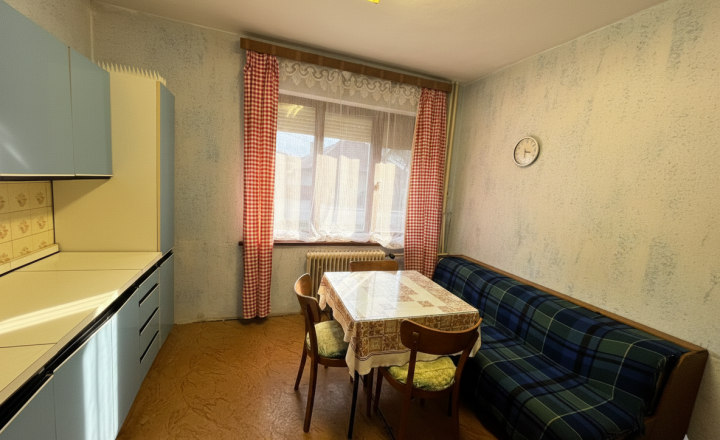 PODLUŽANY - dvojpodlažný rodinný dom / pozemok 1.897 m2 - fotografia 4
