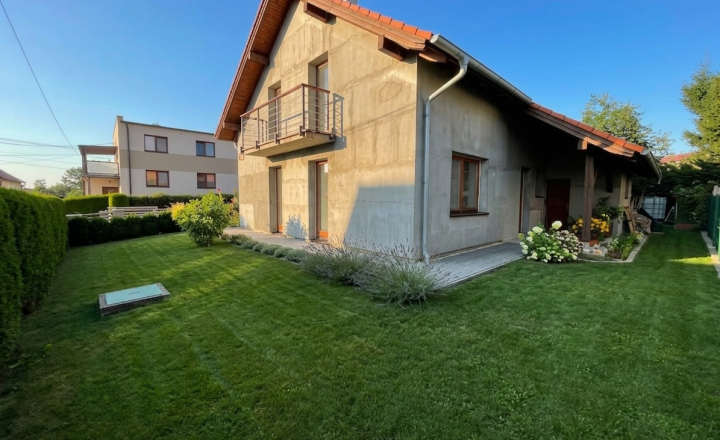 RYBANY - Rodinný dom v tichom prostredí / pozemok 648 m2 / IBA U NÁS - fotografia 8