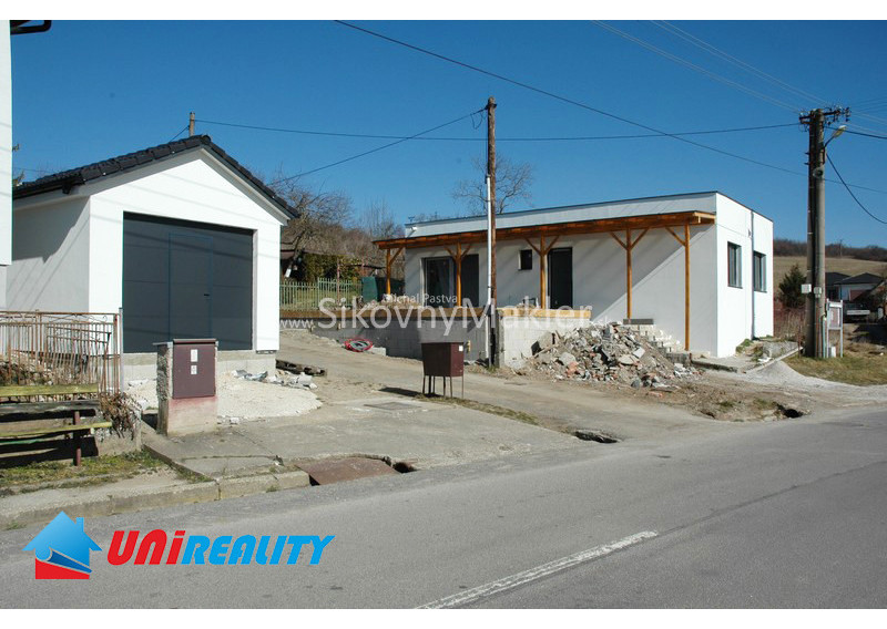 MALÉ KRŠTEŇANY - Novostavba RD s garážou